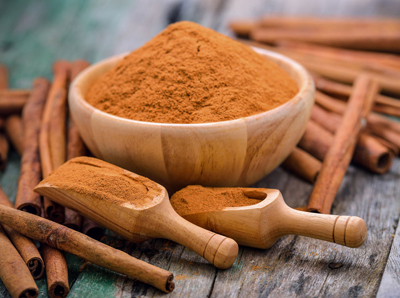 Чем полезна корица и куда её можно добавлять