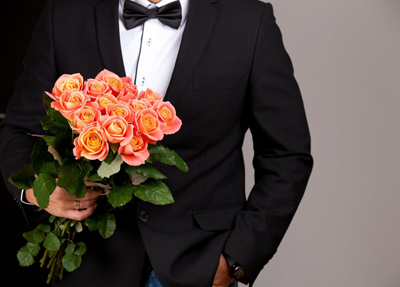 Он лучше съест перед ЗАГСом свой паспорт?