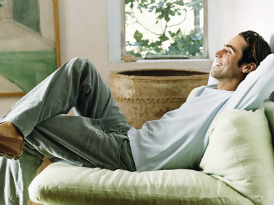 Он лучше съест перед ЗАГСом свой паспорт?