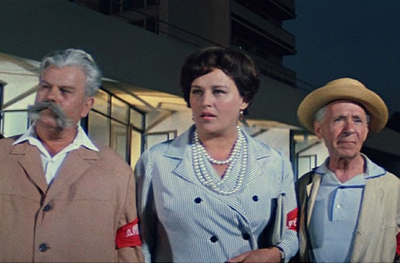 Признаки превращения в тетку