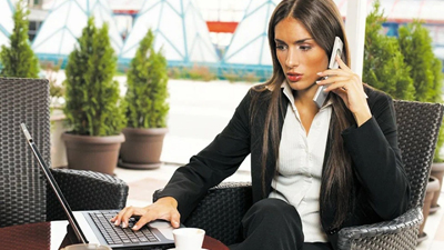 Чем больше в женщине ума, тем меньше сексапильности!